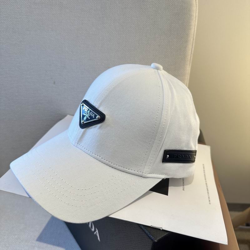 Prada cap (300)