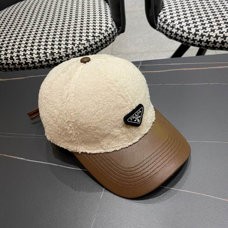 Prada cap (555)