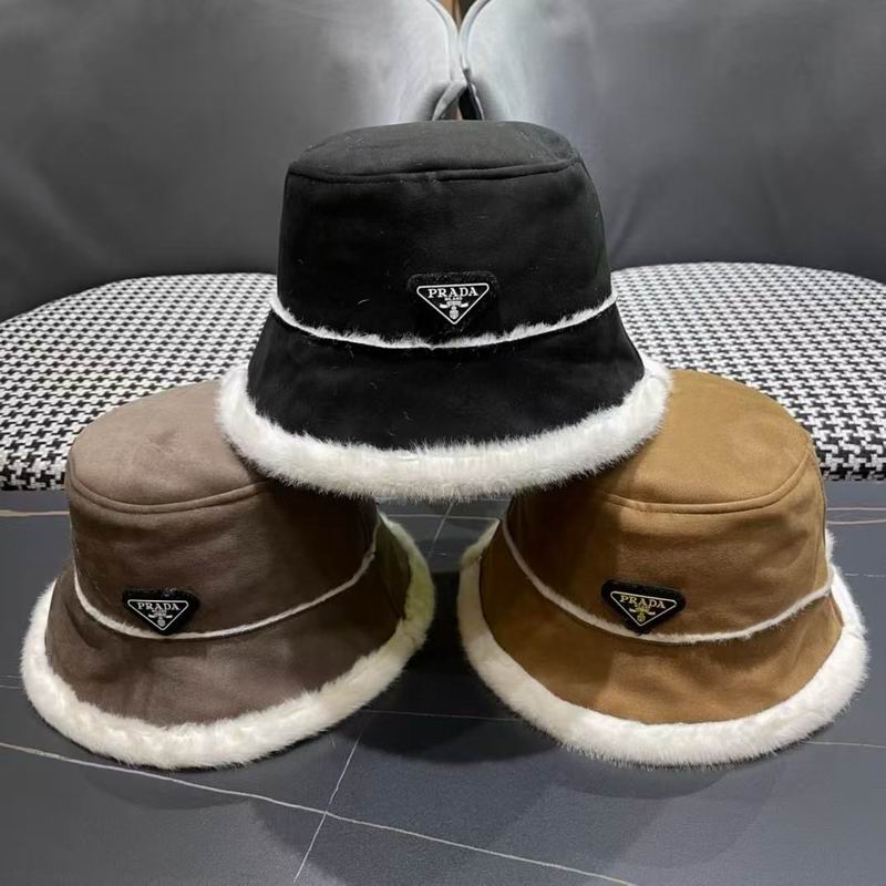 Prada hat (1081)