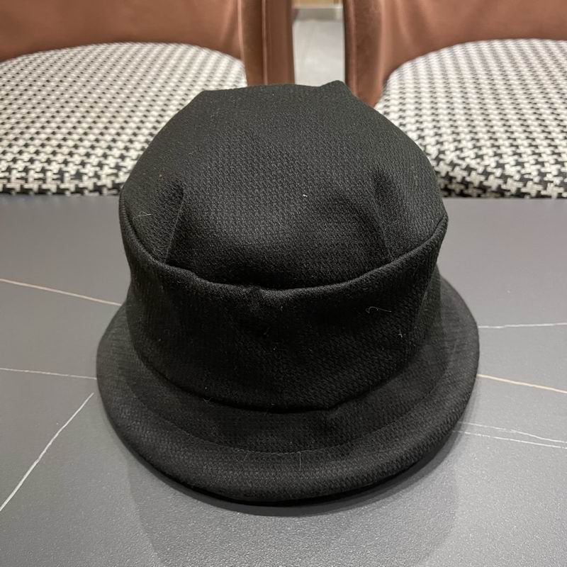 Prada hat (1083)
