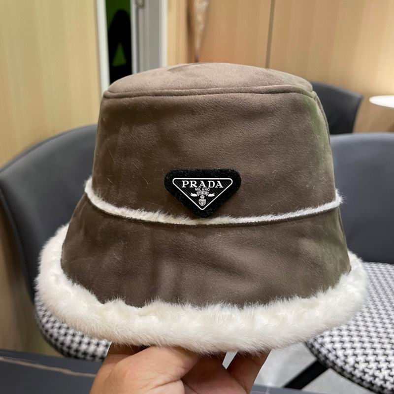 Prada hat (1084)