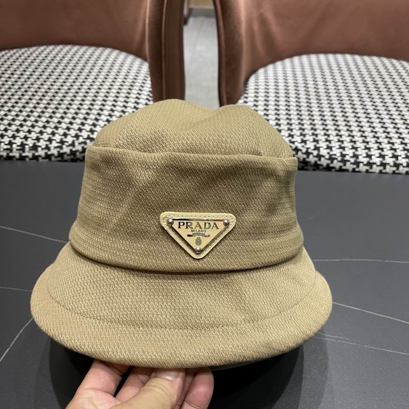Prada hat (1092)