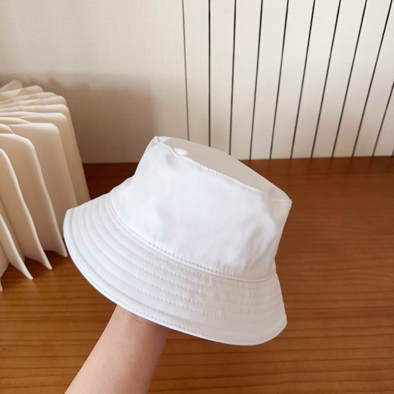 Prada hat (212)