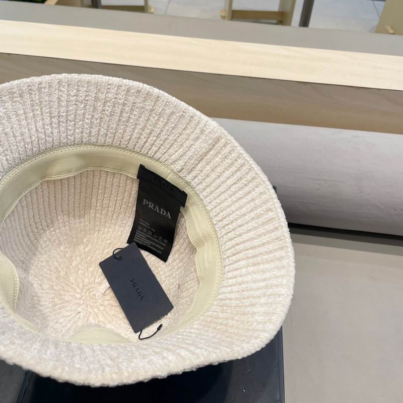 Prada hat (355)