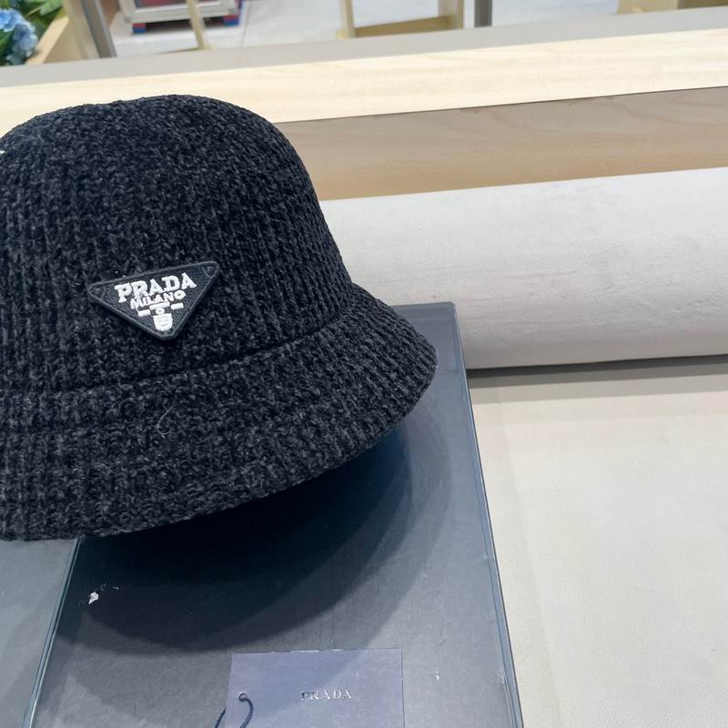 Prada hat (368)