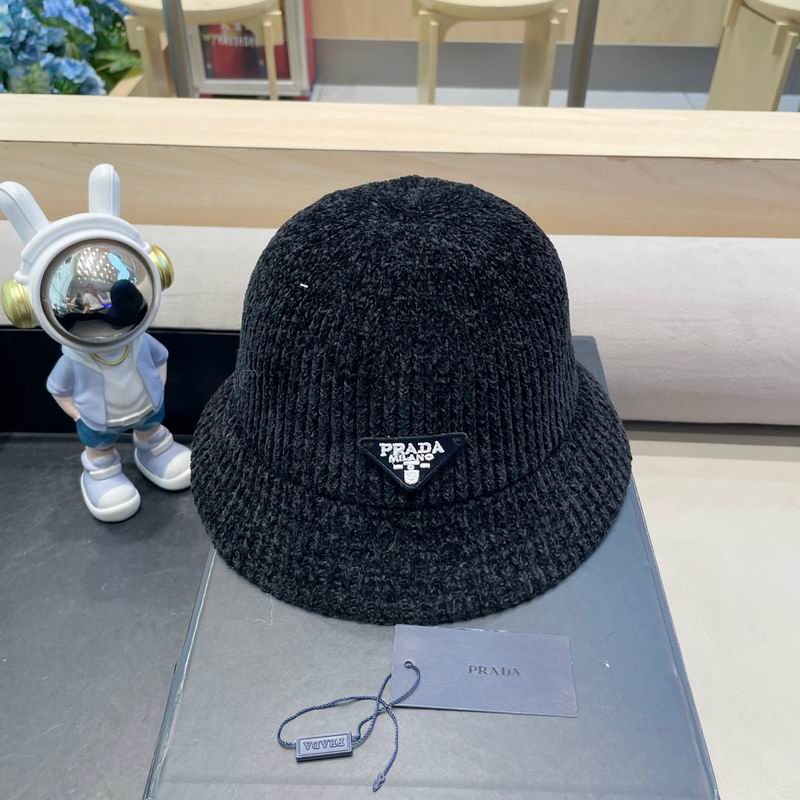 Prada hat (370)
