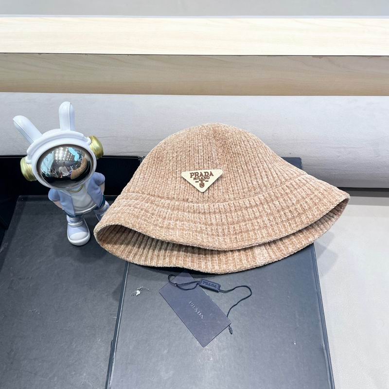 Prada hat (380)