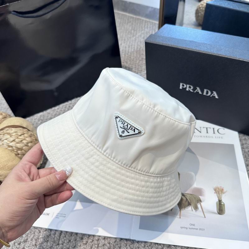 Prada hat (429)