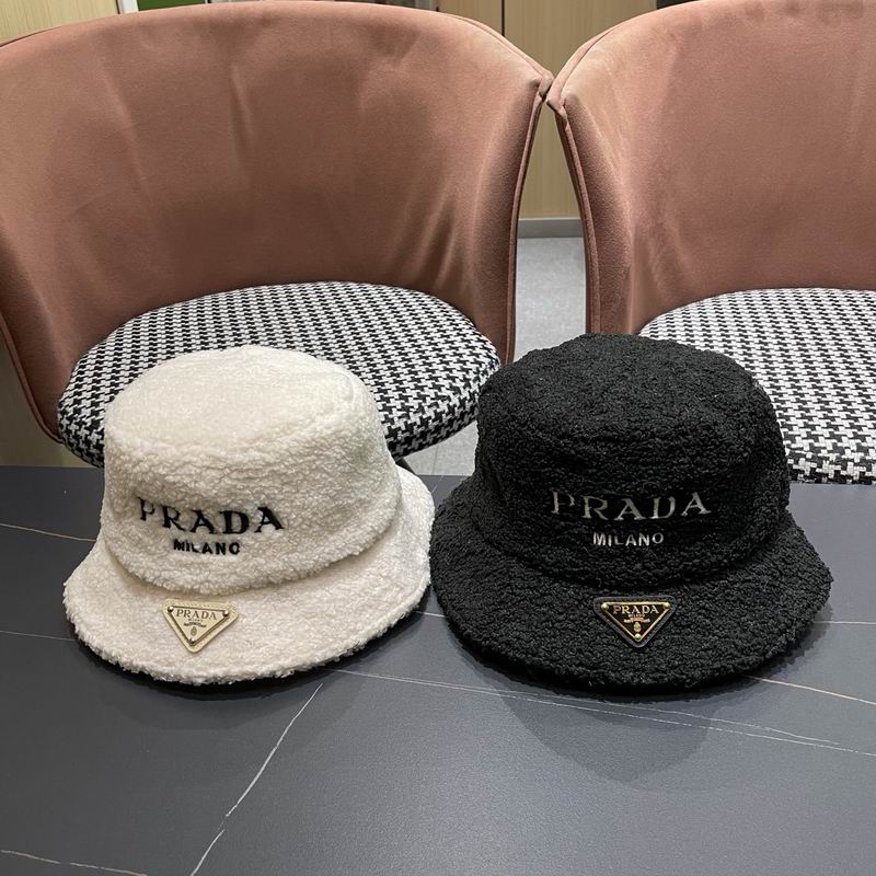 Prada hat (652)