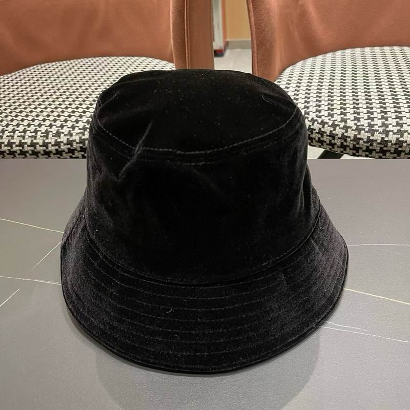 Prada hat (986)