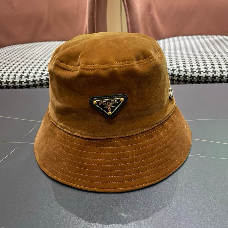 Prada hat (999)