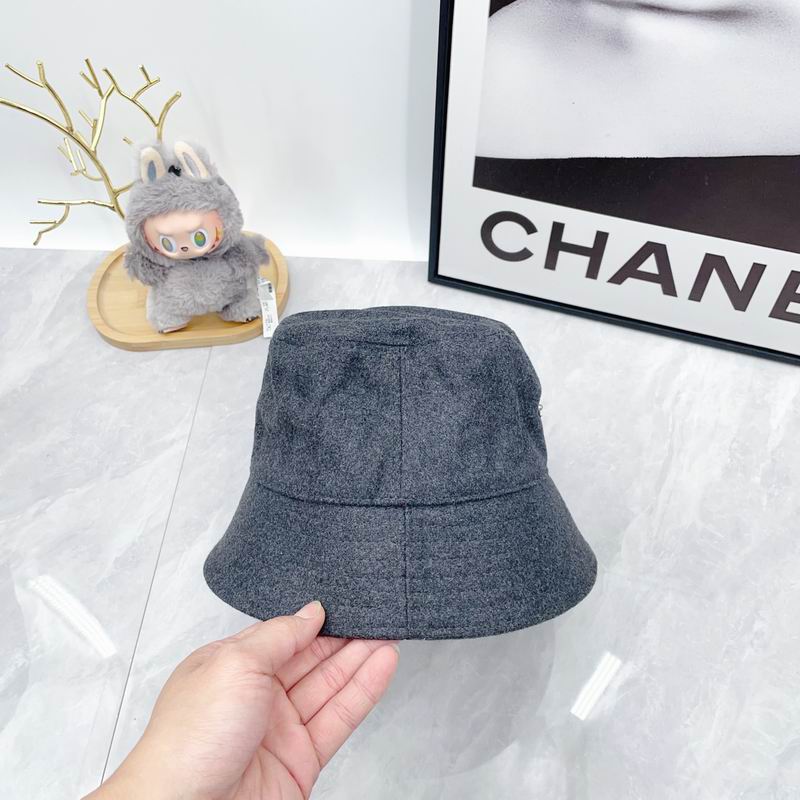 Prada hat dx (361)