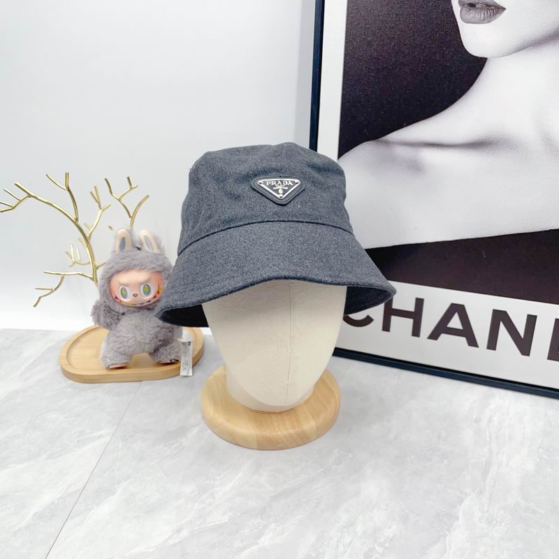 Prada hat dx (366)