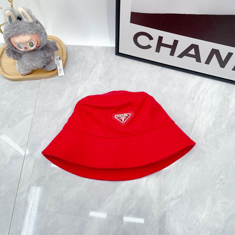 Prada hat dx (390)