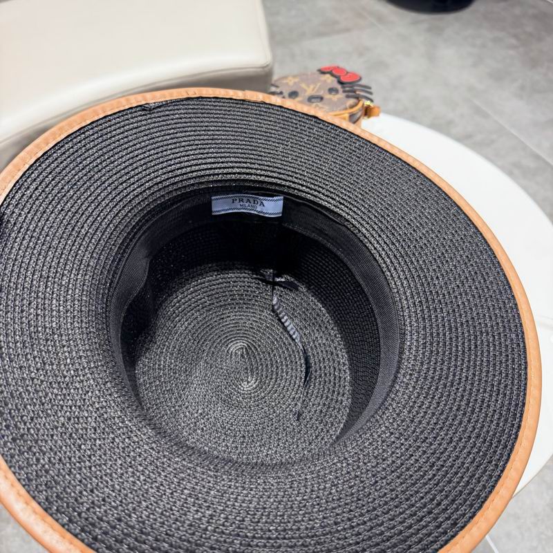 Prada top hat (1)