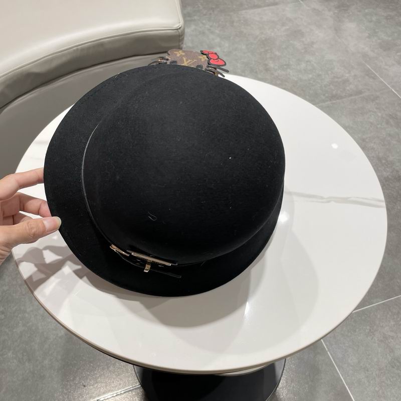 Prada top hat (11)