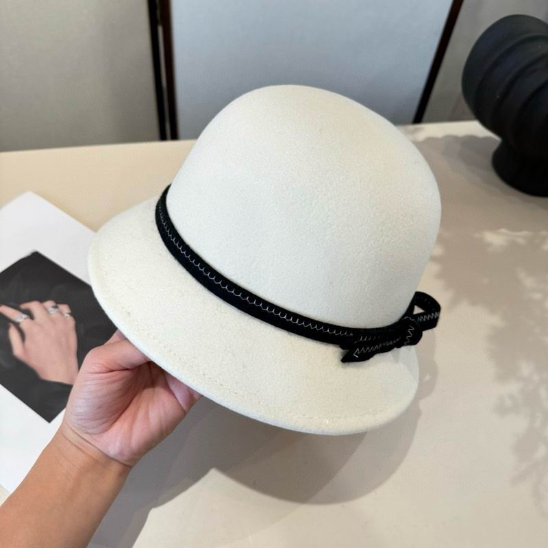 Prada top hat (286)