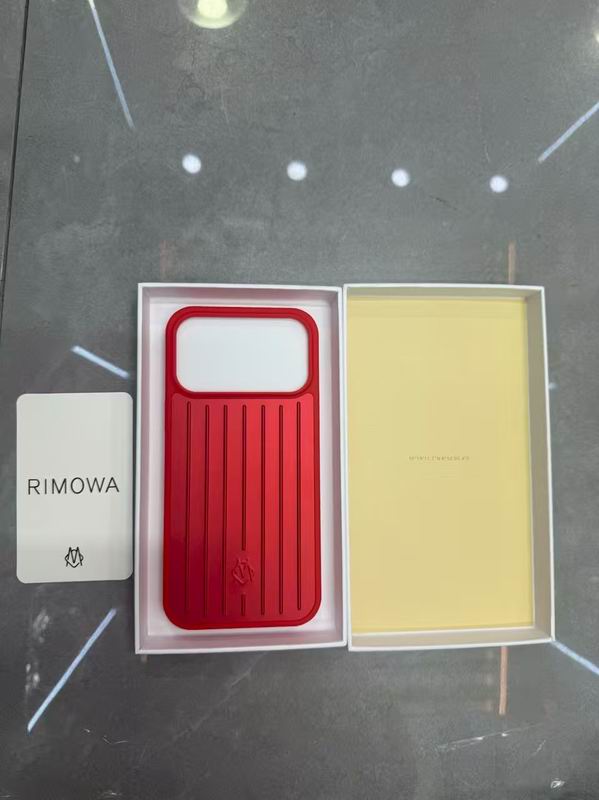 Rimowa iphone shell 13 (1)