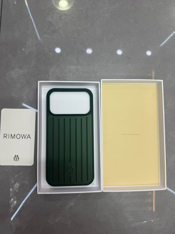 Rimowa iphone shell 13 (6)