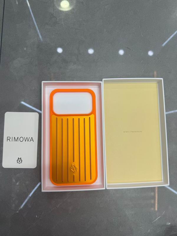 Rimowa iphone shell 13 (8)