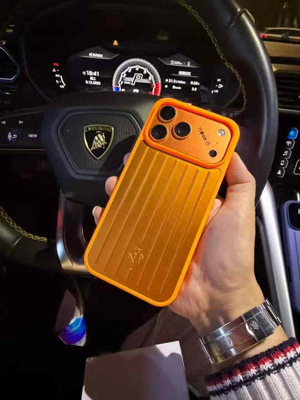 Rimowa iphone shell 14 (8)