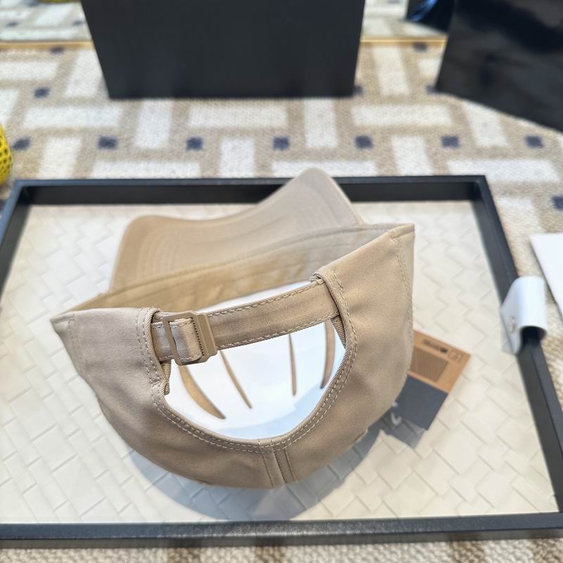 The North Face Cap (725)