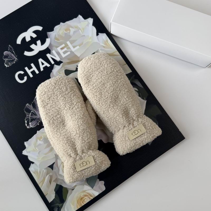 UGG Gloves 53 (18)