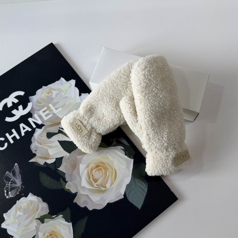 UGG Gloves 53 (29)