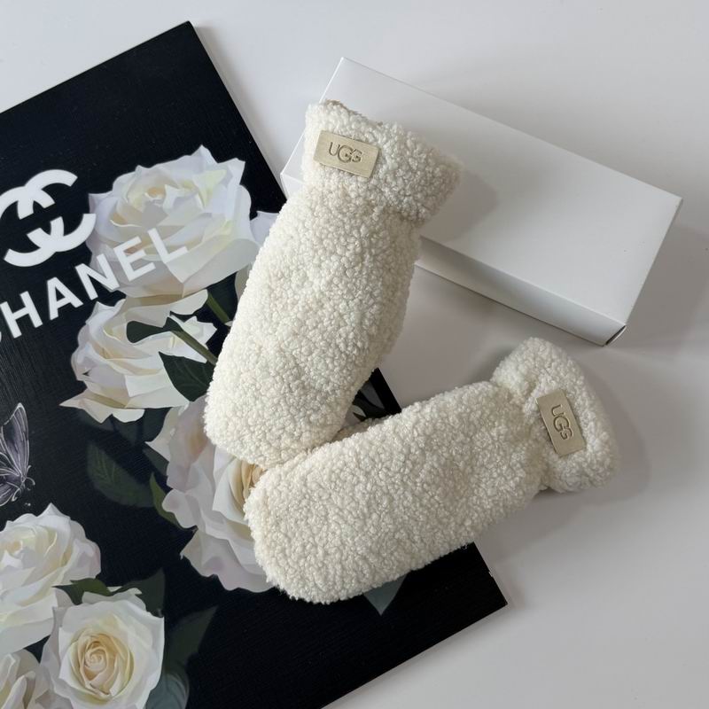 UGG Gloves 53 (31)