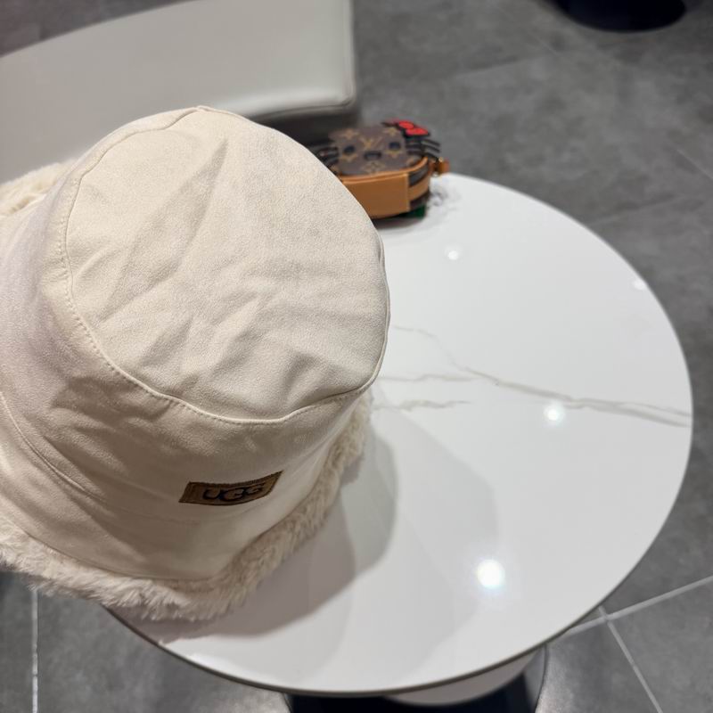 UGG Hat (706)