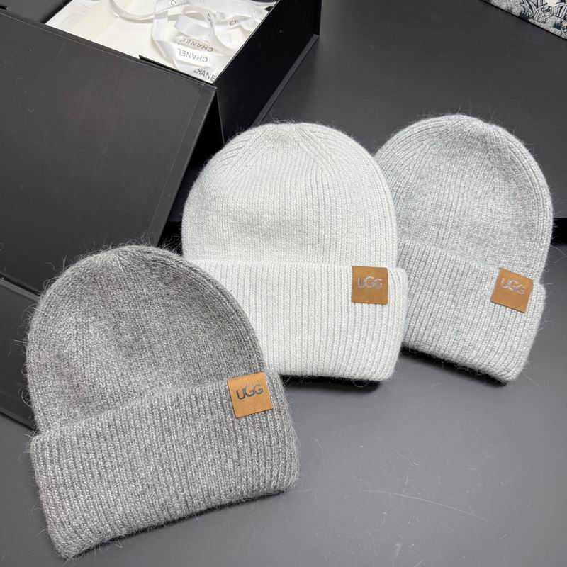 UGG hat (3417)