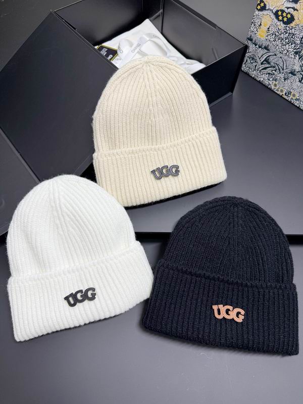 UGG hat dx (233)