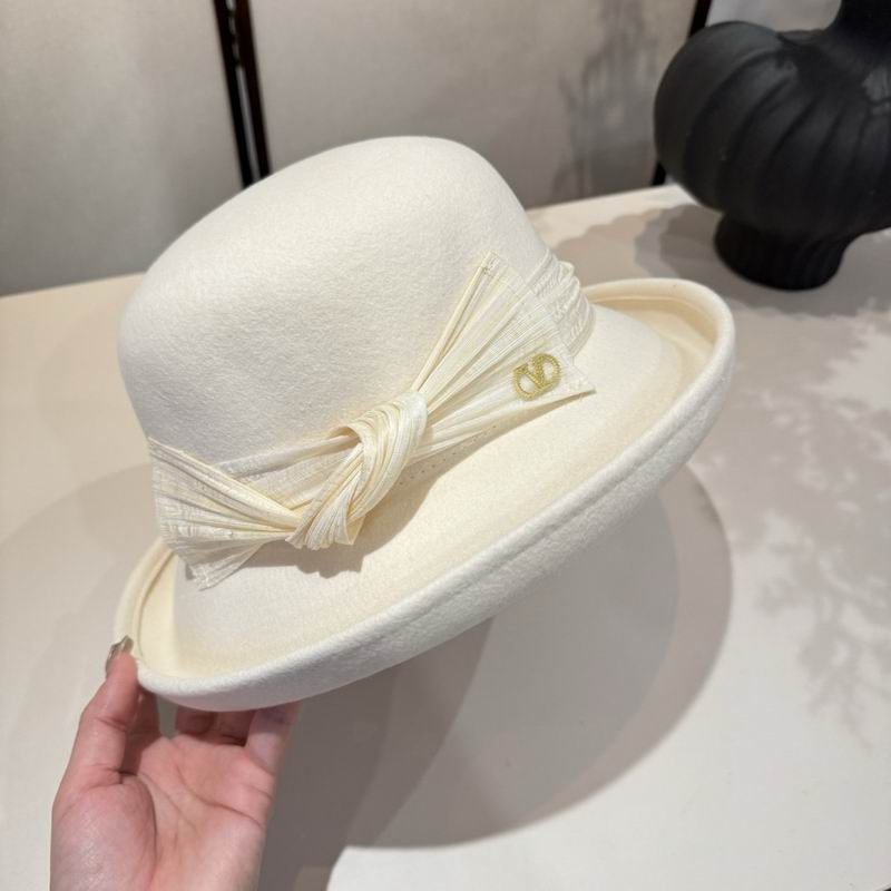 Valentino top hat (317)
