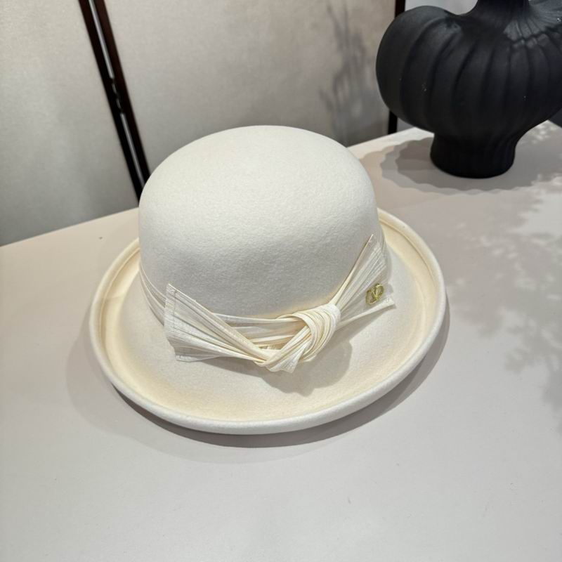 Valentino top hat (319)