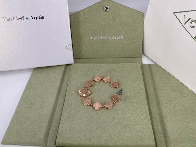 Van cleef & Arpels 22.4mm 02 (15)