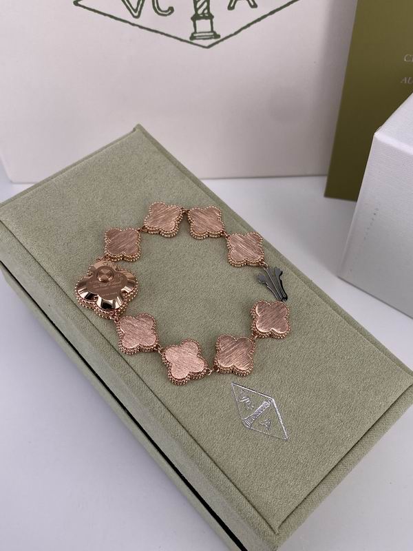 Van cleef & Arpels 22.4mm 02 (21)