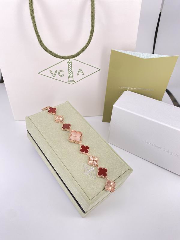 Van cleef & Arpels 22.4mm 02 (24)