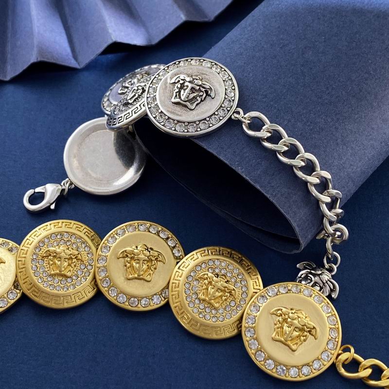 Versace bracelet 11yxx06 (2)