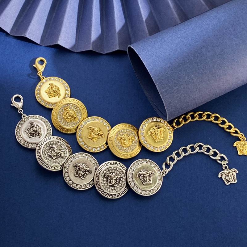 Versace bracelet 11yxx06 (8)
