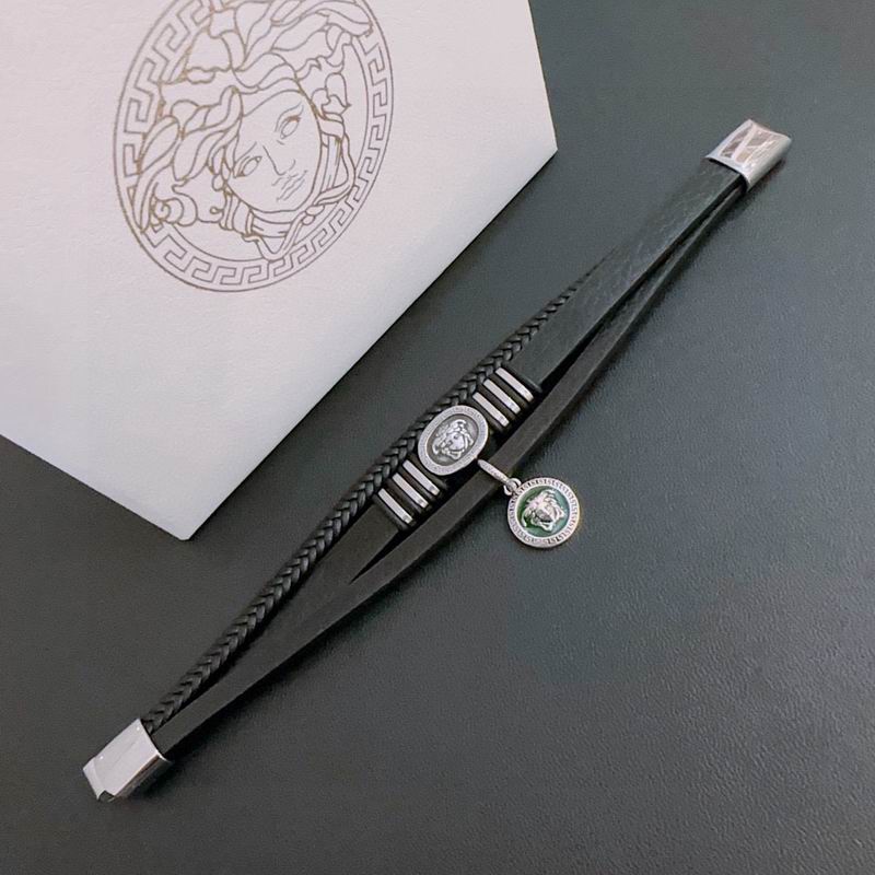 Versace bracelet 11yxx15 (1)