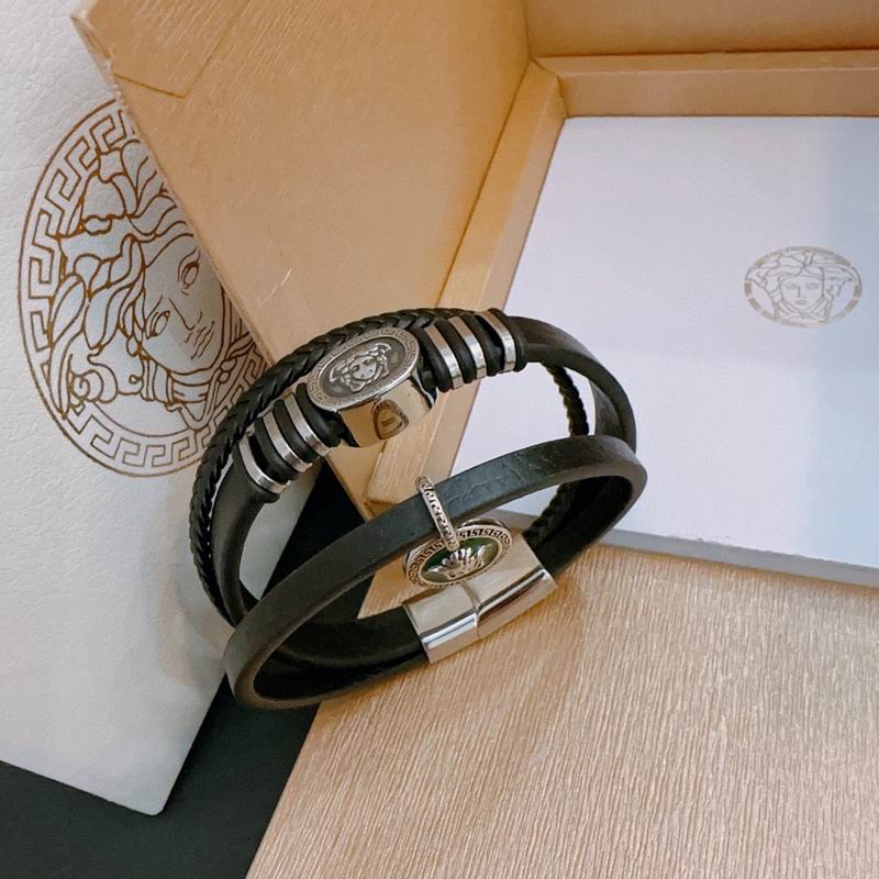 Versace bracelet 11yxx15 (4)