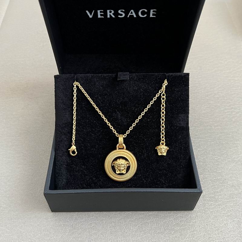 Versace necklace 11yxx01 (1)