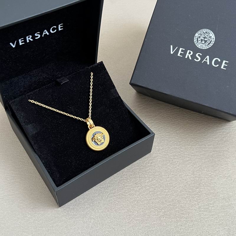 Versace necklace 11yxx01 (2)