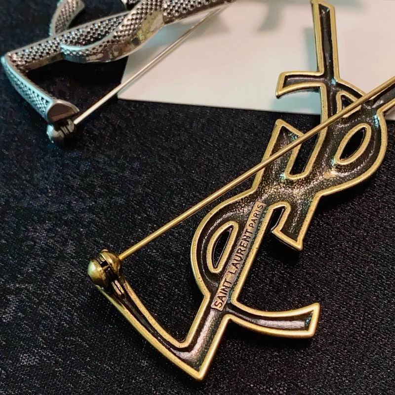 YSL Brooch 11yxx01 (3)