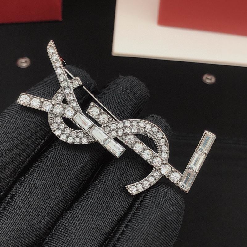 YSL Brooch 11yxx04 (2)