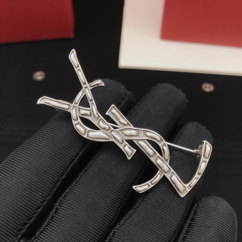 YSL Brooch 11yxx05 (2)