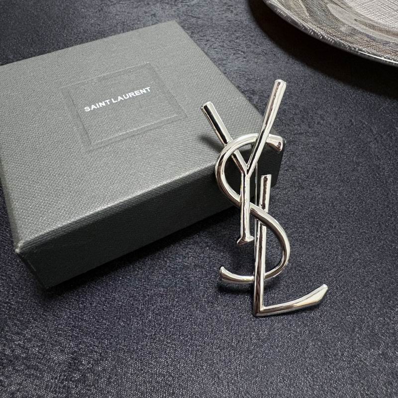 YSL Brooch 11yxx08 (5)