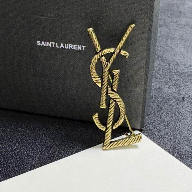 YSL Brooch 11yxx09 (3)