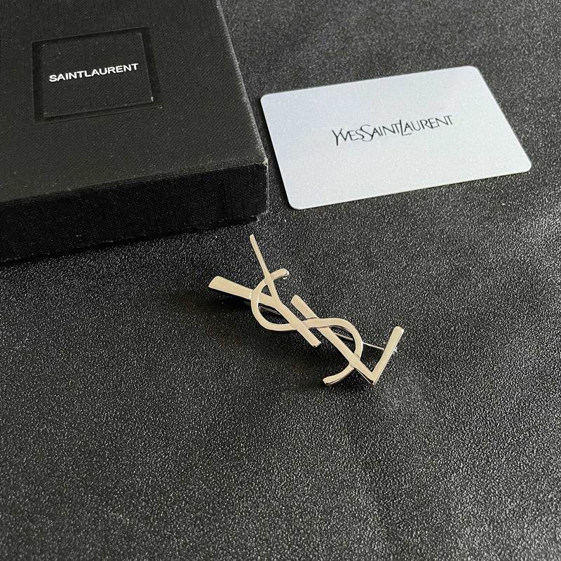 YSL Brooch 11yxx12 (3)
