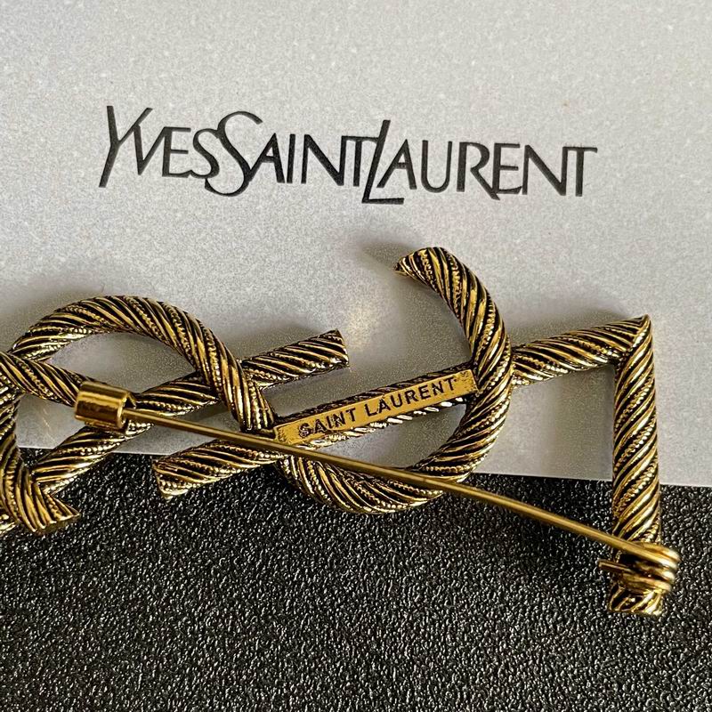 YSL Brooch 11yxx13 (3)